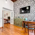 Casa Tiffany Piazza Di Spagna דירה