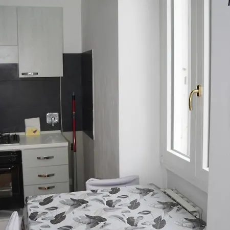 Casa Tiffany Piazza Di Spagna *