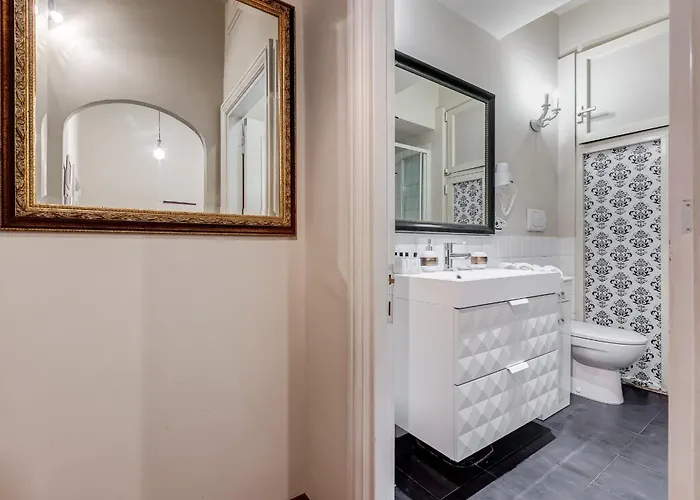 Casa Tiffany Piazza Di Spagna Apartment Rom