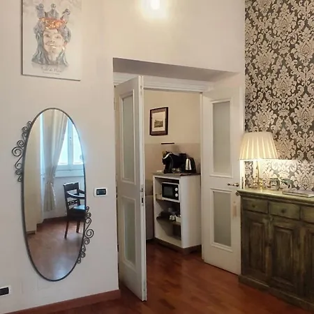 Casa Tiffany Piazza Di Spagna *